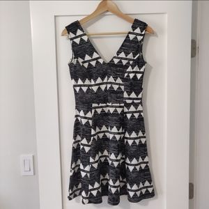 H&M V neck dress